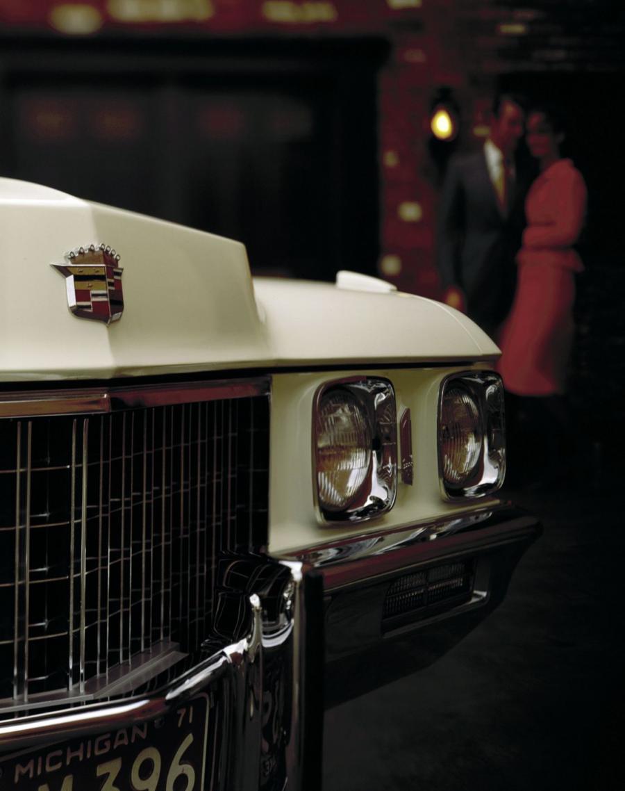 Детали экстерьера Cadillac Fleetwood Sixty Special Brougham 1971 года  (фото 7 из 10)